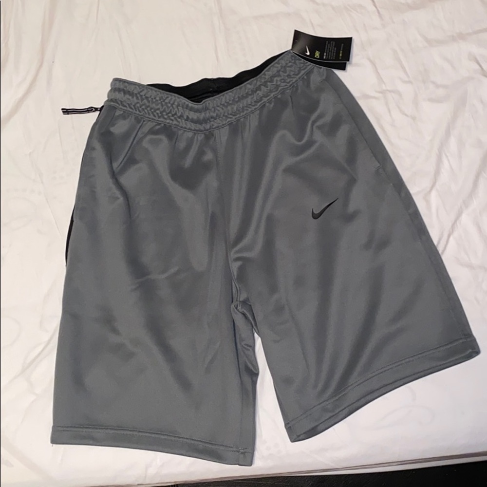 Nike bsktbl shorts